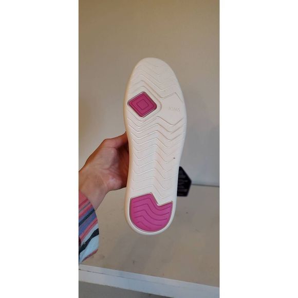 NWT TOMS Alpargata Mallow Slip On Shoes Size 9 - Picture 9 of 9